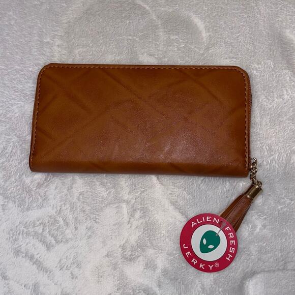 Alien Fresh Jerky Wallet Faux Leather - Picture 3 of 9